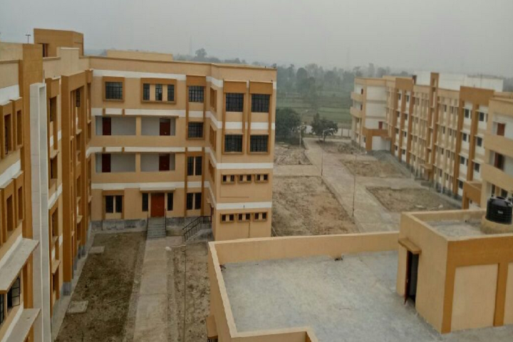 https://cache.careers360.mobi/media/colleges/social-media/media-gallery/25796/2019/9/23/Campus View of Government Polytechnic Sitamarhi_Campus-View.png